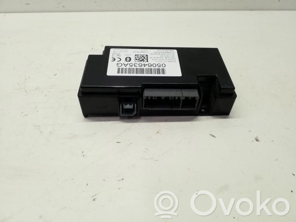 Chrysler Town & Country V Bluetooth control unit module 