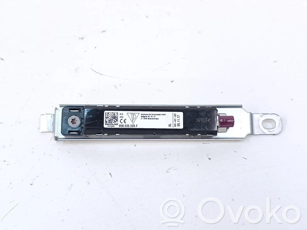 Porsche Cayenne (92A) Antenos stiprintuvas 