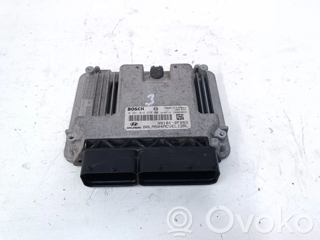 Hyundai ix35 Engine control unit/module 