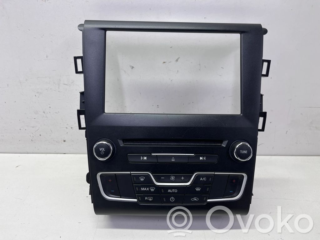 Ford Mondeo MK V Climate control unit 