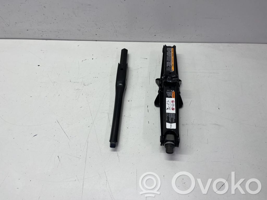 Buick Encore I Instrumentu komplekts 