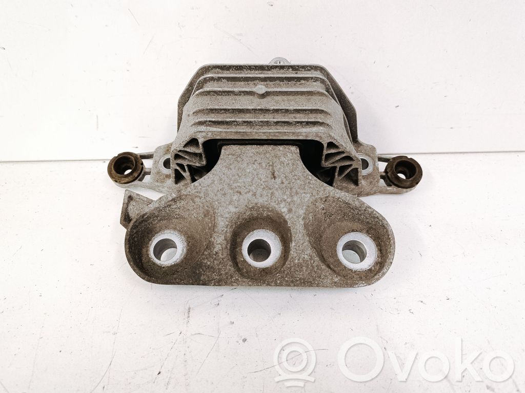 Opel Insignia B Engine mount bracket 