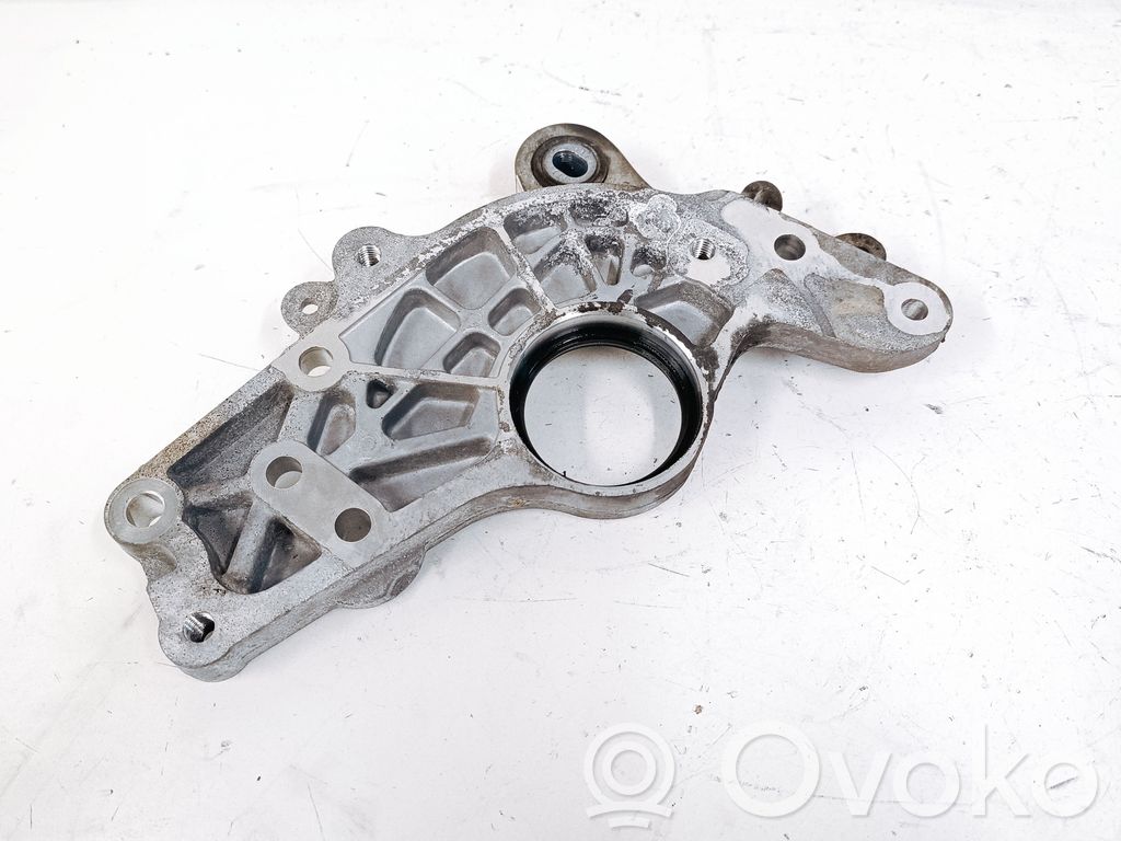Buick Encore I Gearbox mounting bracket 