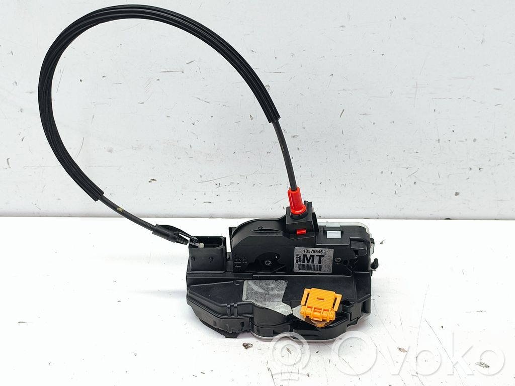 Buick Encore I Cerradura de puerta trasera 