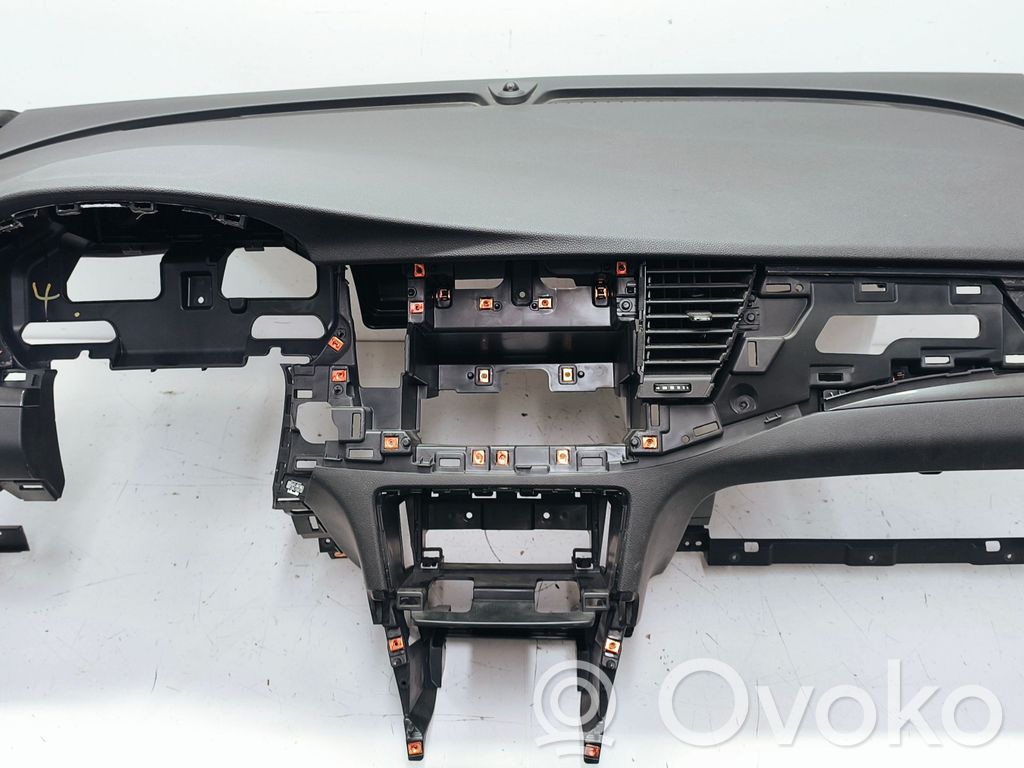Buick Encore I Панель 