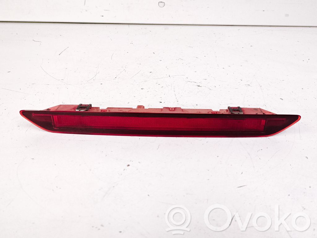 Ford Focus Third/center stoplight 