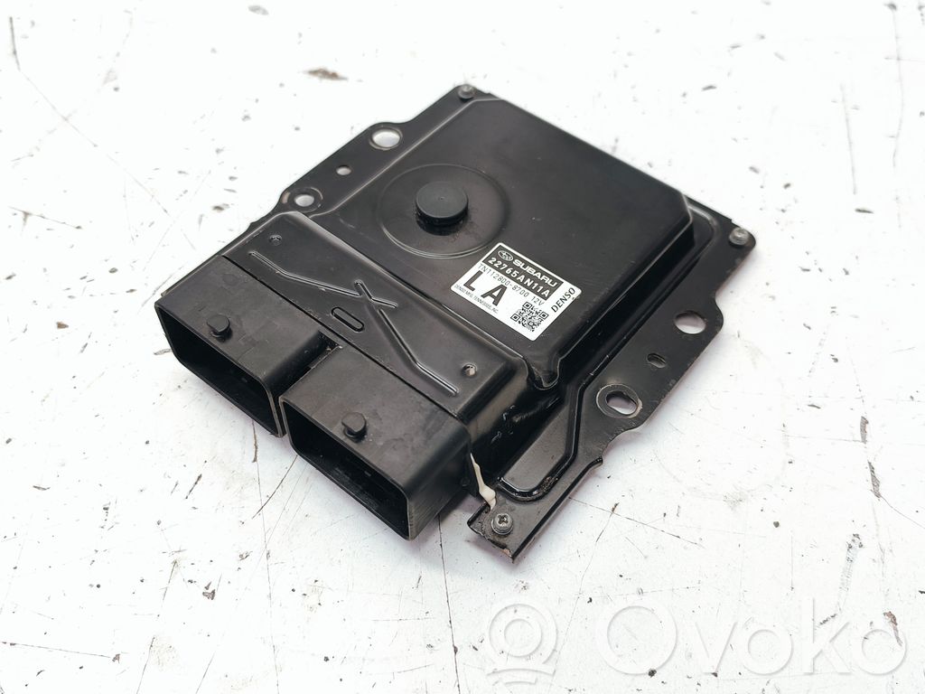 Engine control unit/module   22765AN11A
