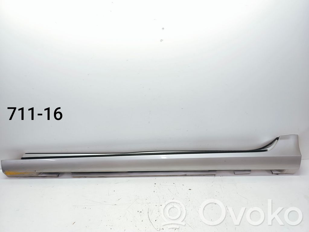 Volvo S60 Sill 
