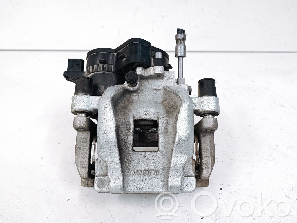 Volvo XC40 Tylny zacisk hamulcowy 