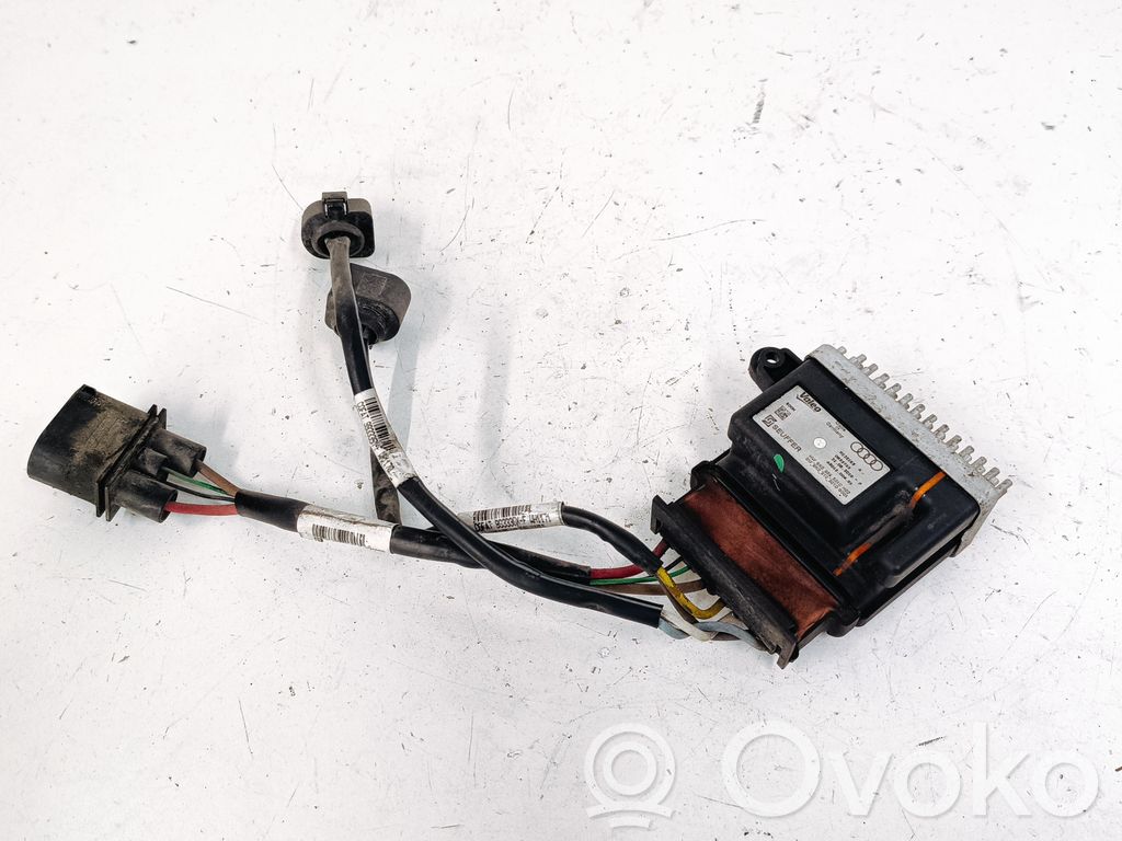 Audi Q5 SQ5 8R Coolant fan relay 