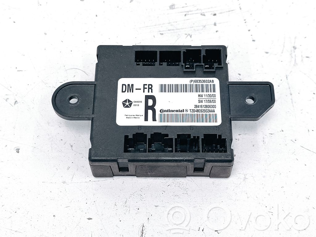 Dodge Challenger Door control unit/module 