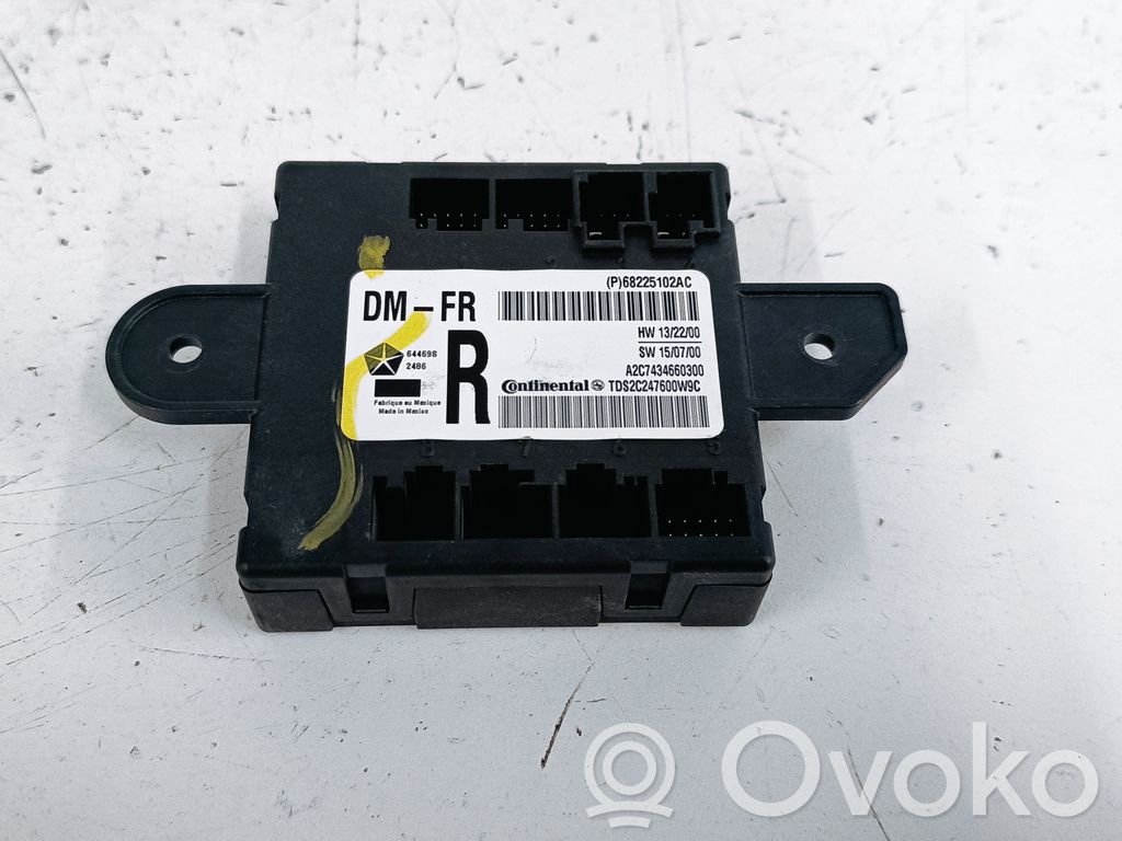 Dodge RAM 1500 DS Door control unit/module 