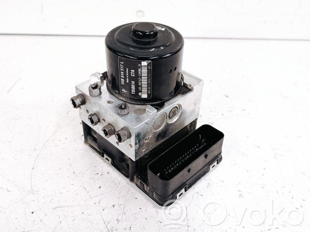 Porsche Macan (95B) ABS Pump 