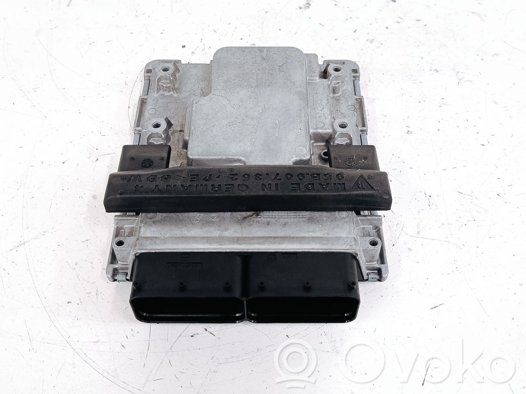Porsche Macan (95B) Engine control unit/module 