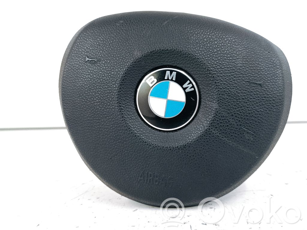 BMW 1 E82 E88 Vairo oro pagalvė 