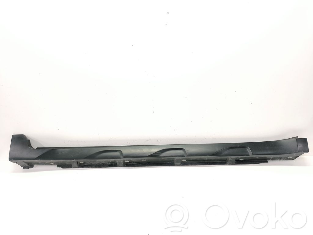 Subaru Outback (BS) Listón 