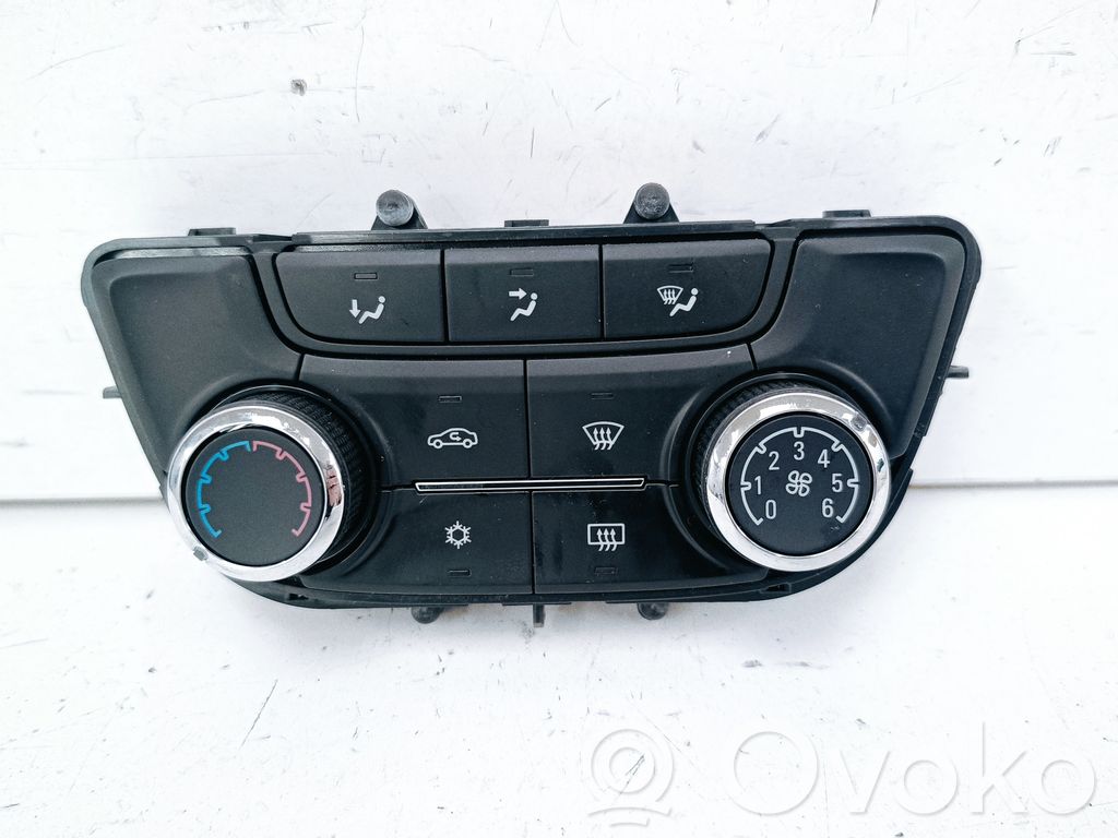 Buick Encore I Climate control unit 