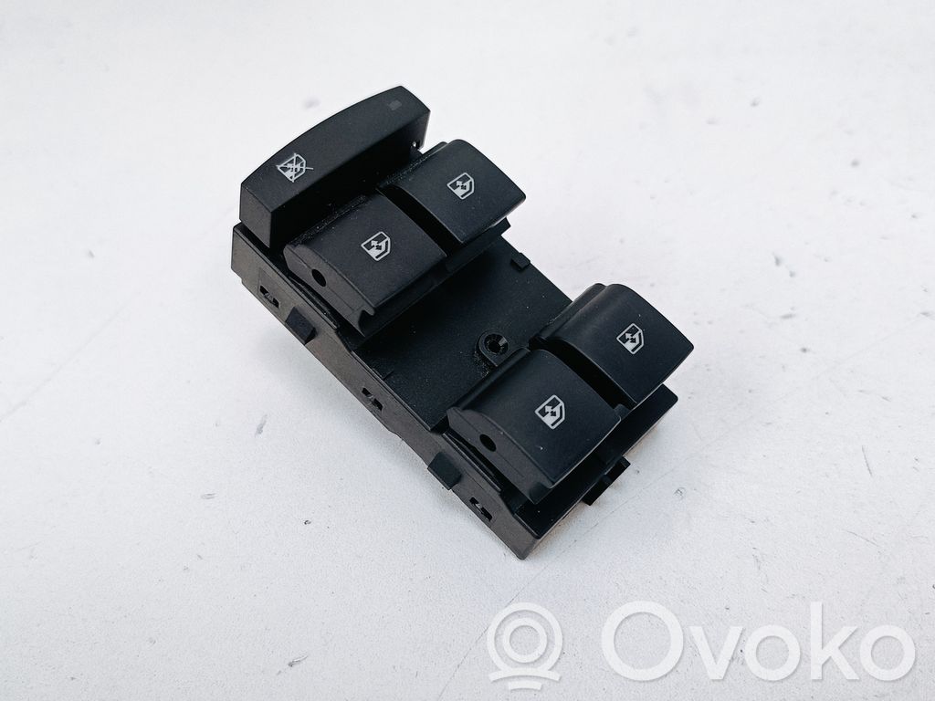 Buick Encore I Electric window control switch 