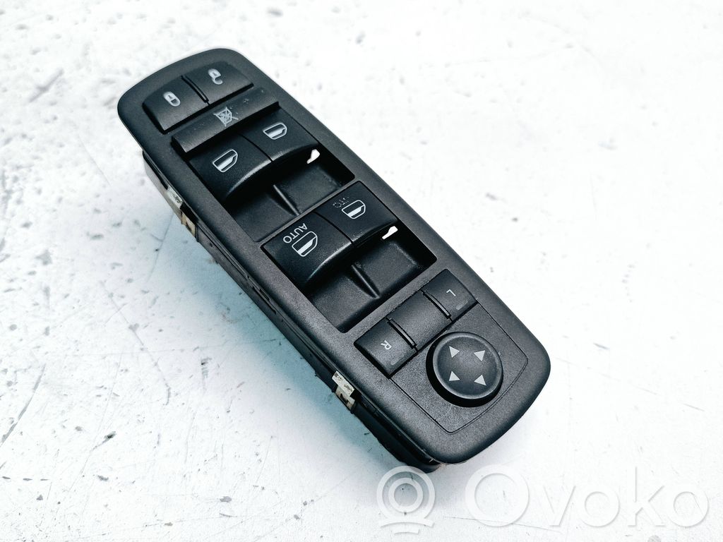Dodge RAM 1500 DS Electric window control switch 