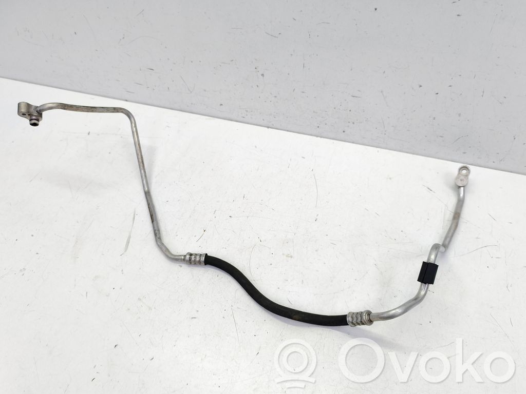 BMW X1 E84 Ilmastointilaitteen putki (A/C) 