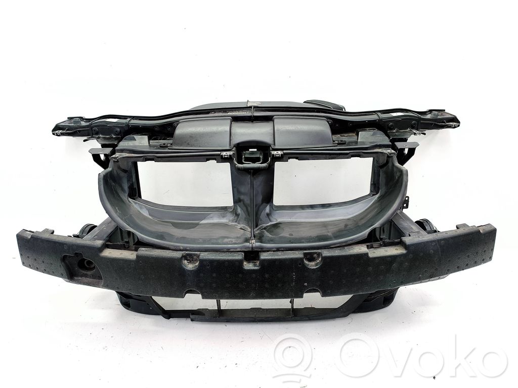 BMW 3 E92 E93 Radiatoru panelis 