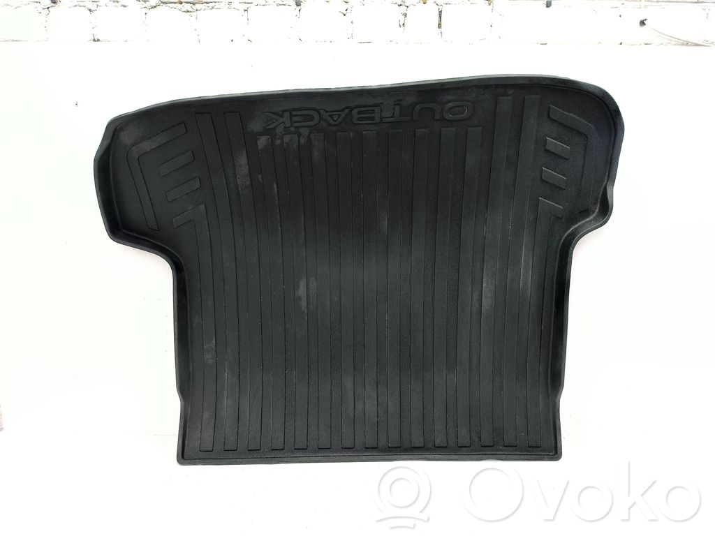 Rubber trunk/boot mat liner
