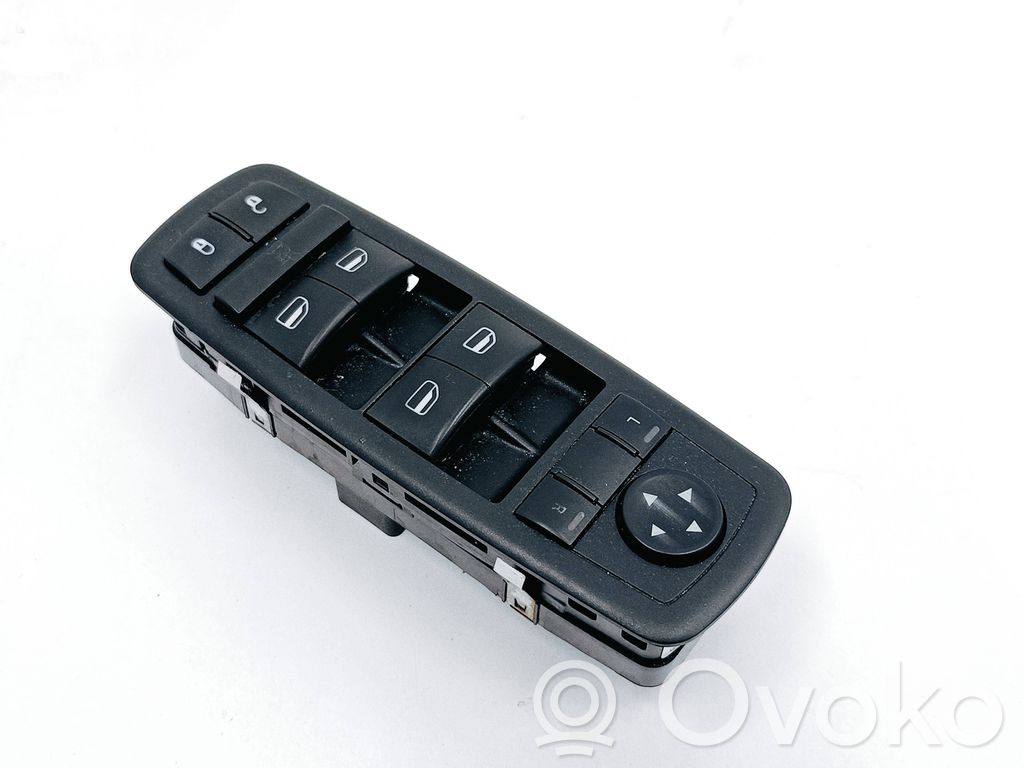 Chrysler Town & Country V Electric window control switch 