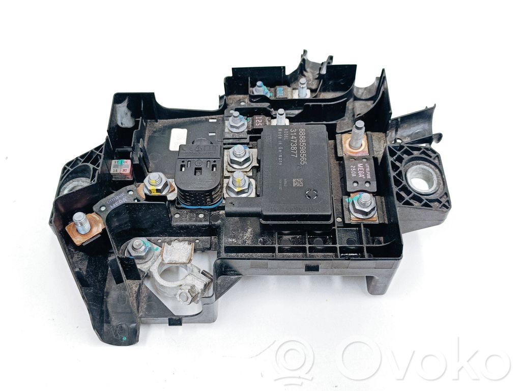 Volvo XC40 Positive wiring loom 