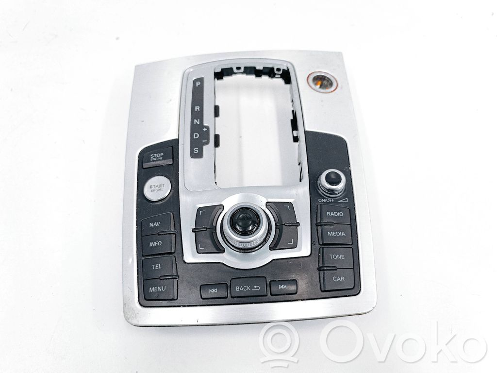 Head unit multimedia control   4L0905217B