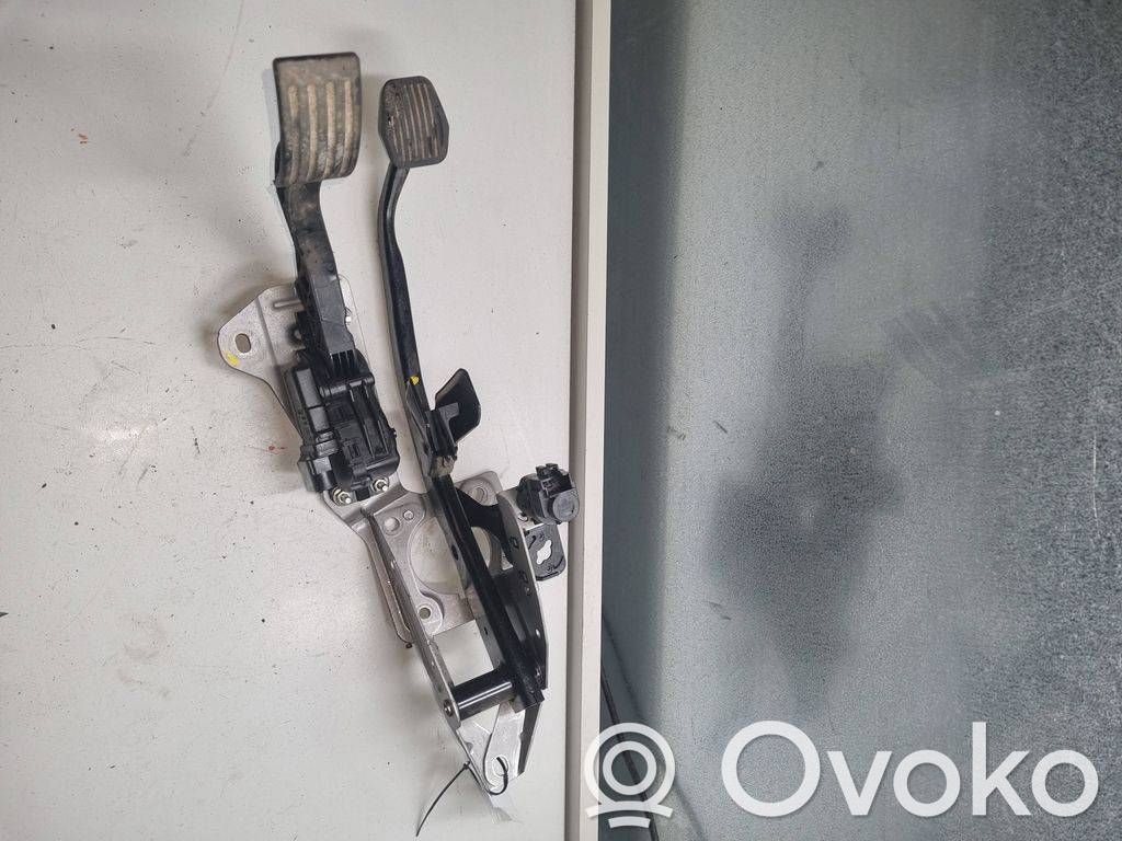 Ford C-MAX I Stabdžių pedalas 