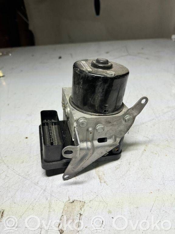 BMW 1 E81 E87 ABS bloks 