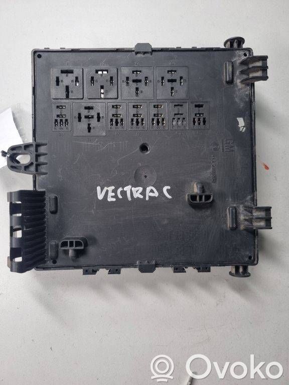 Opel Vectra C Modul siguranțe 