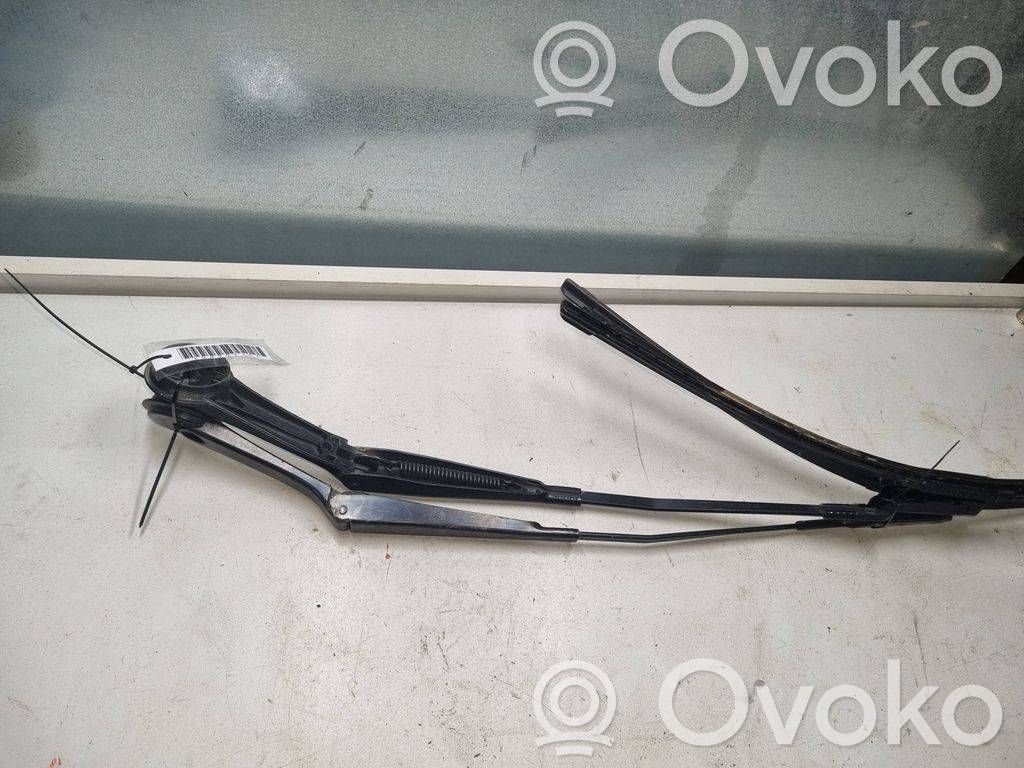 Front wiper blade arm   BM5117526BB