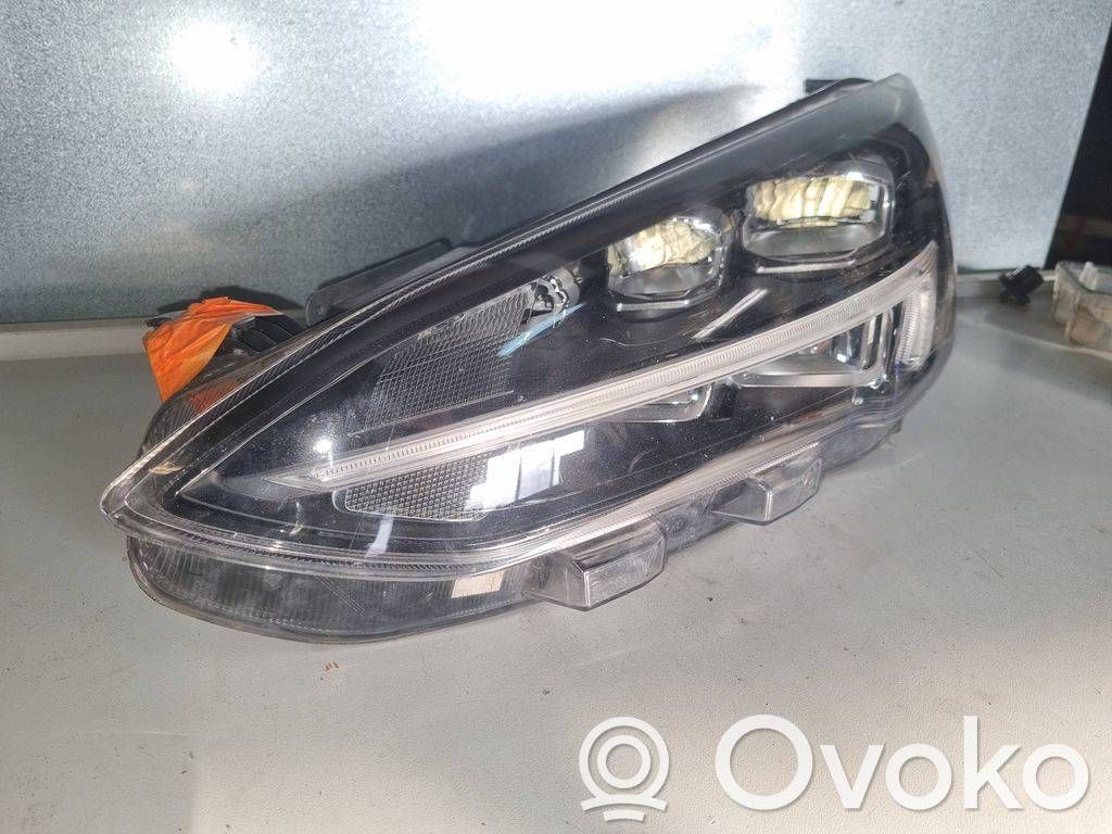 Ford Focus Headlight/headlamp 