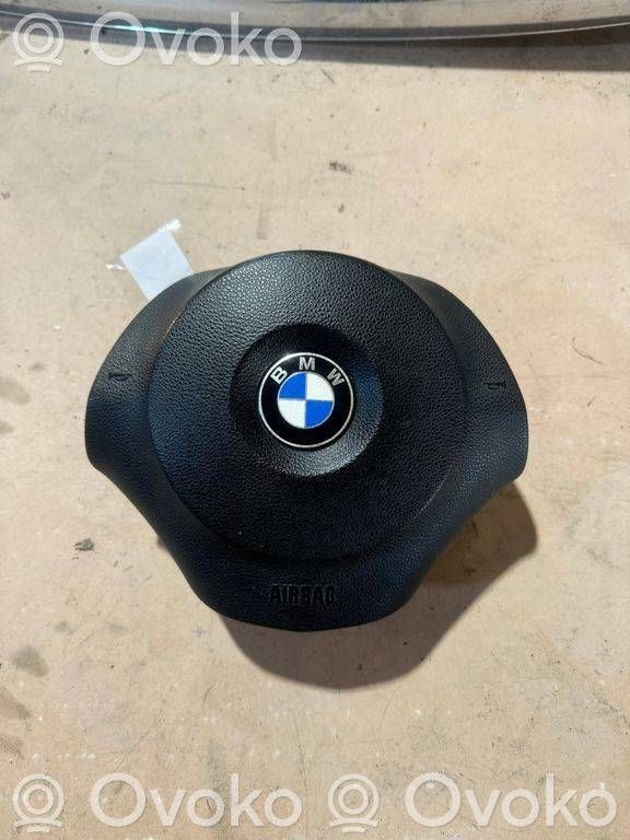 BMW 1 E81 E87 Vairo oro pagalvė 