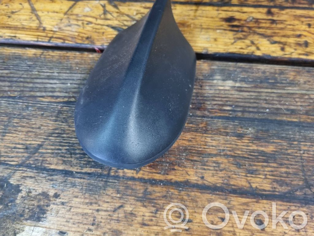 GPS Antenne   6M2T18828BF