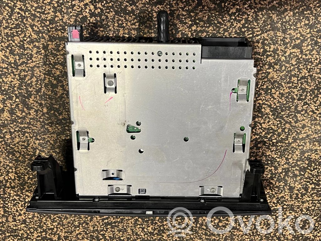 BMW 1 E81 E87 Radio / CD-Player / DVD-Player / Navigation 