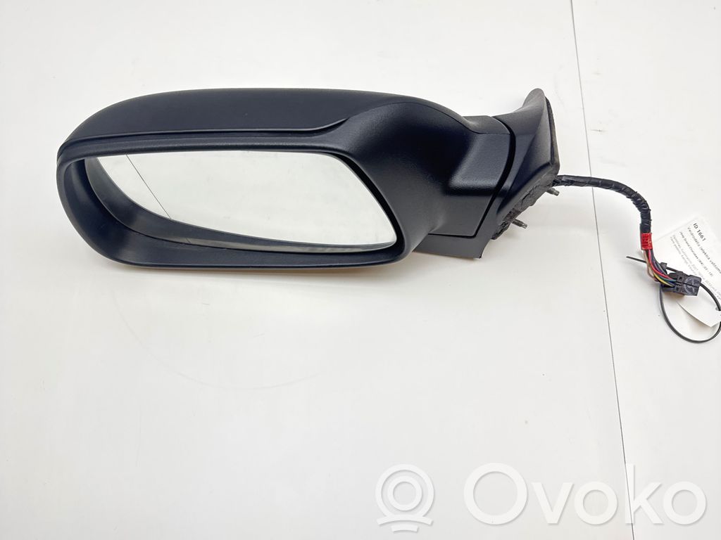 Jeep Grand Cherokee (WK) Front door electric wing mirror 