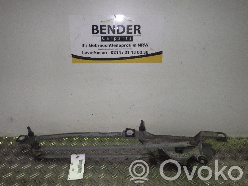 Front wiper linkage