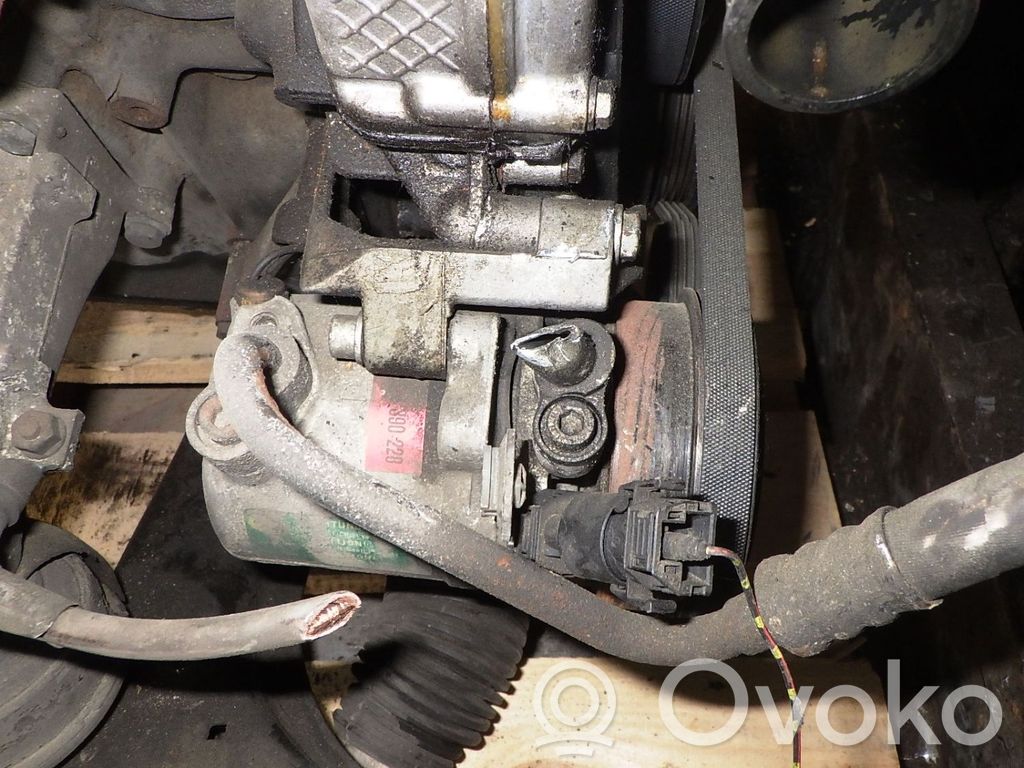 Compresor (bomba) del aire acondicionado (A/C))