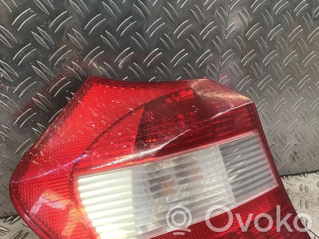 Rear/tail lights
