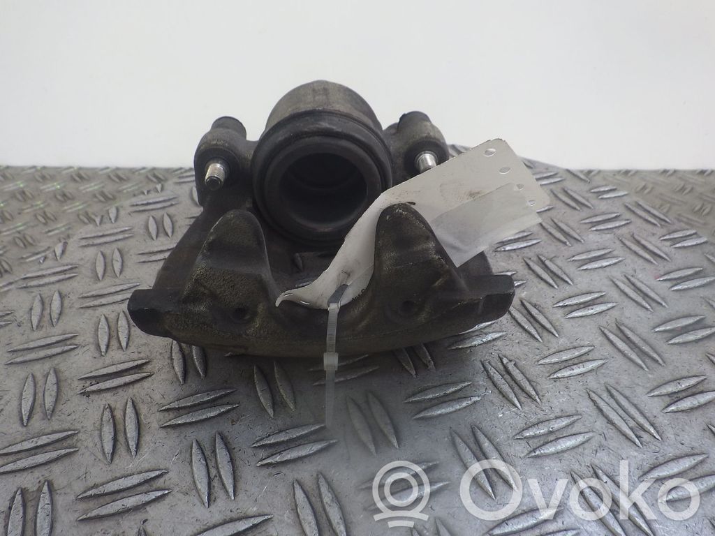 Caliper de freno delantero