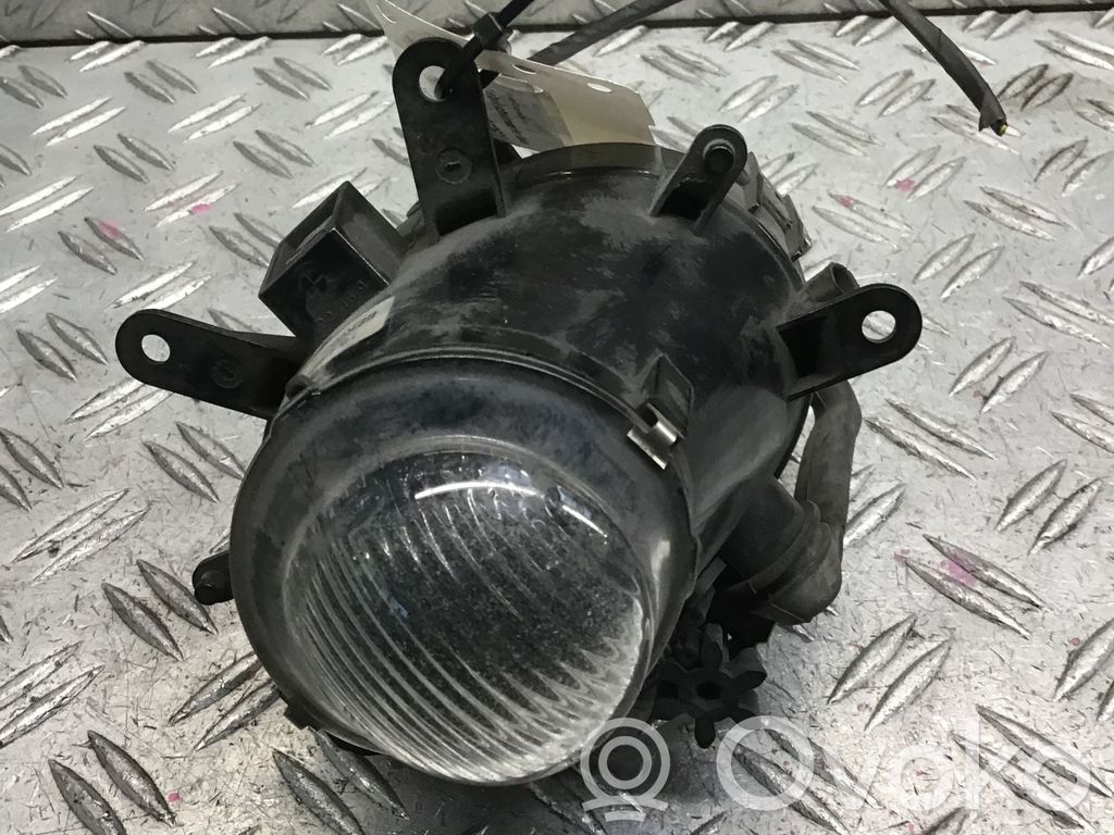 BMW 3 E46 Miglas lukturis priekšā 