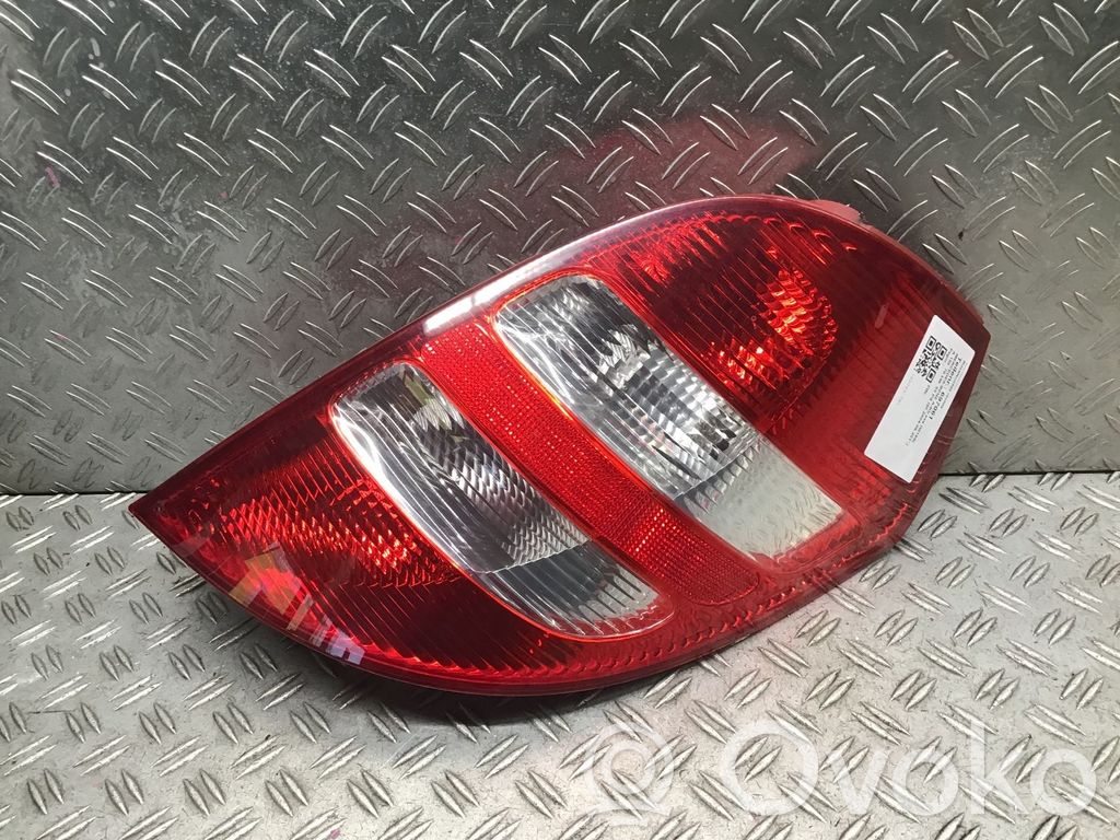 Mercedes-Benz A W169 Lampă spate în caroserie 