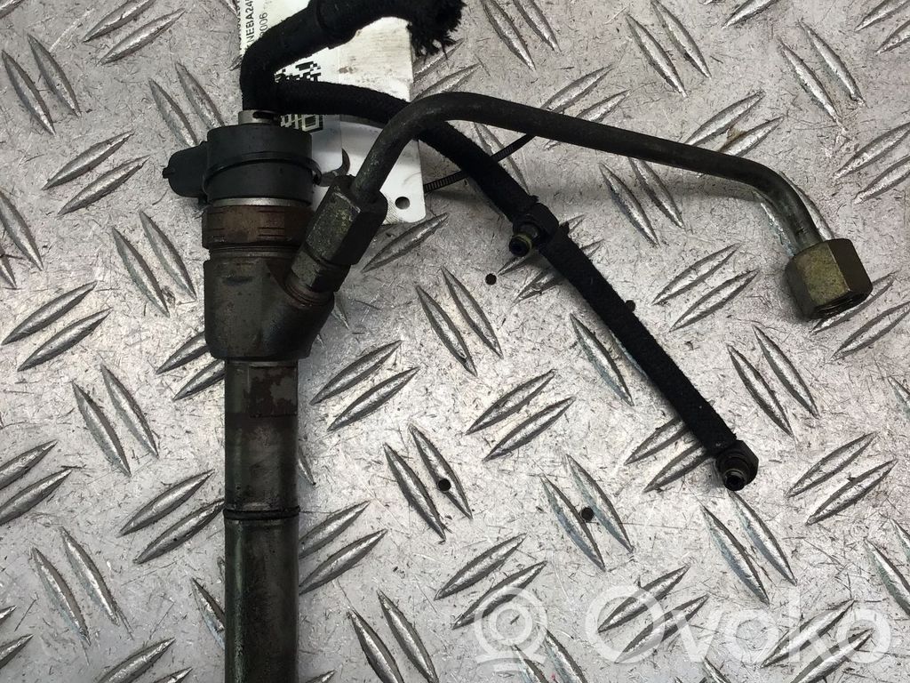 Inyector de combustible   0445110256