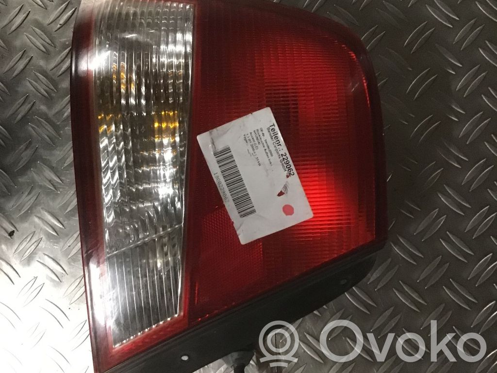 Hyundai Accent Lampă spate în caroserie 