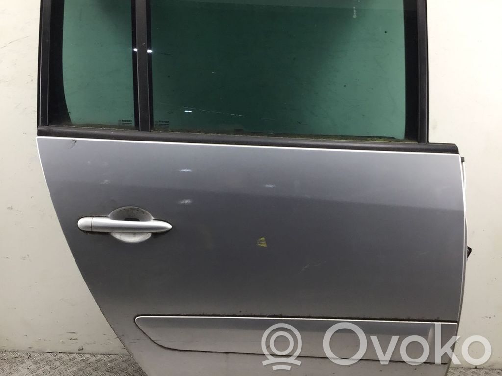 Galinės durys
