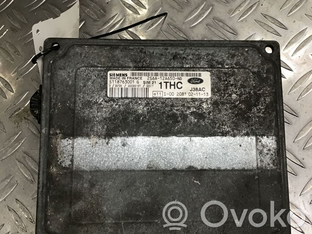 Ford Fiesta Engine control unit/module 