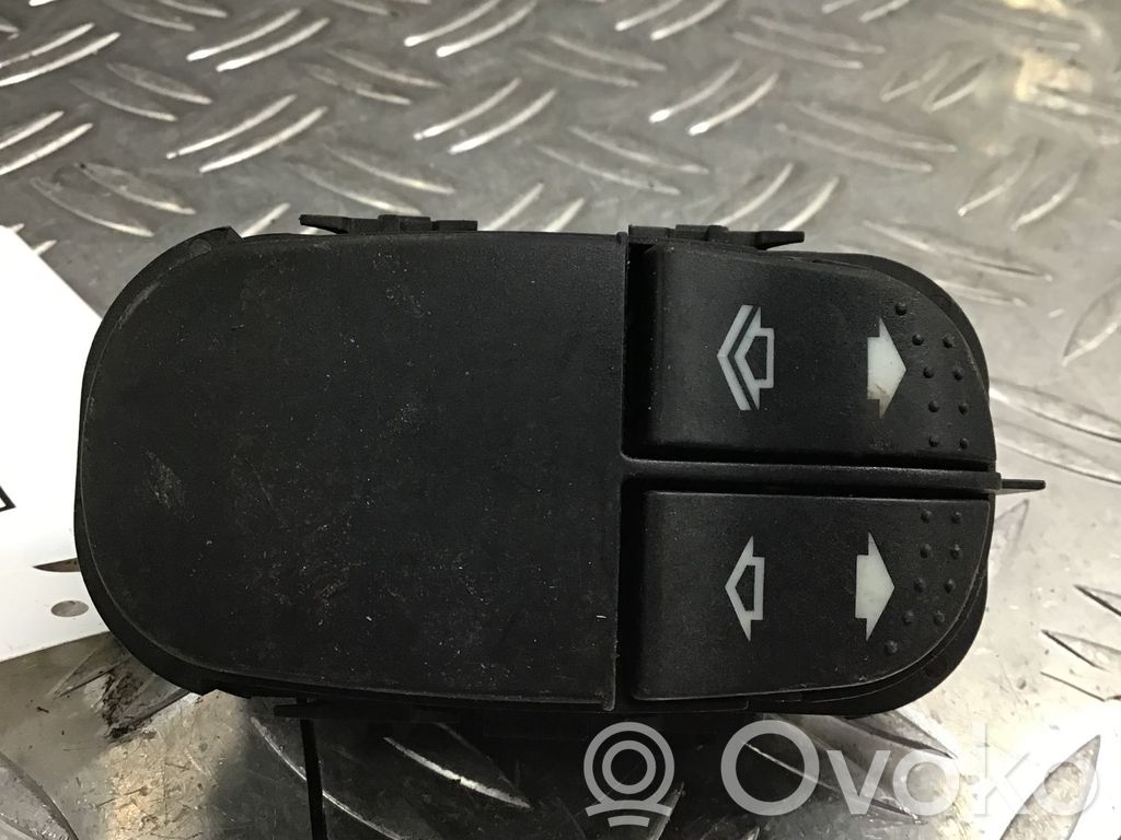 Ford Focus Comutator comandă geamuri electrice 