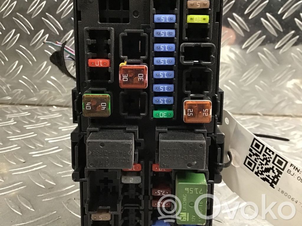 Opel Karl Módulo de fusible 